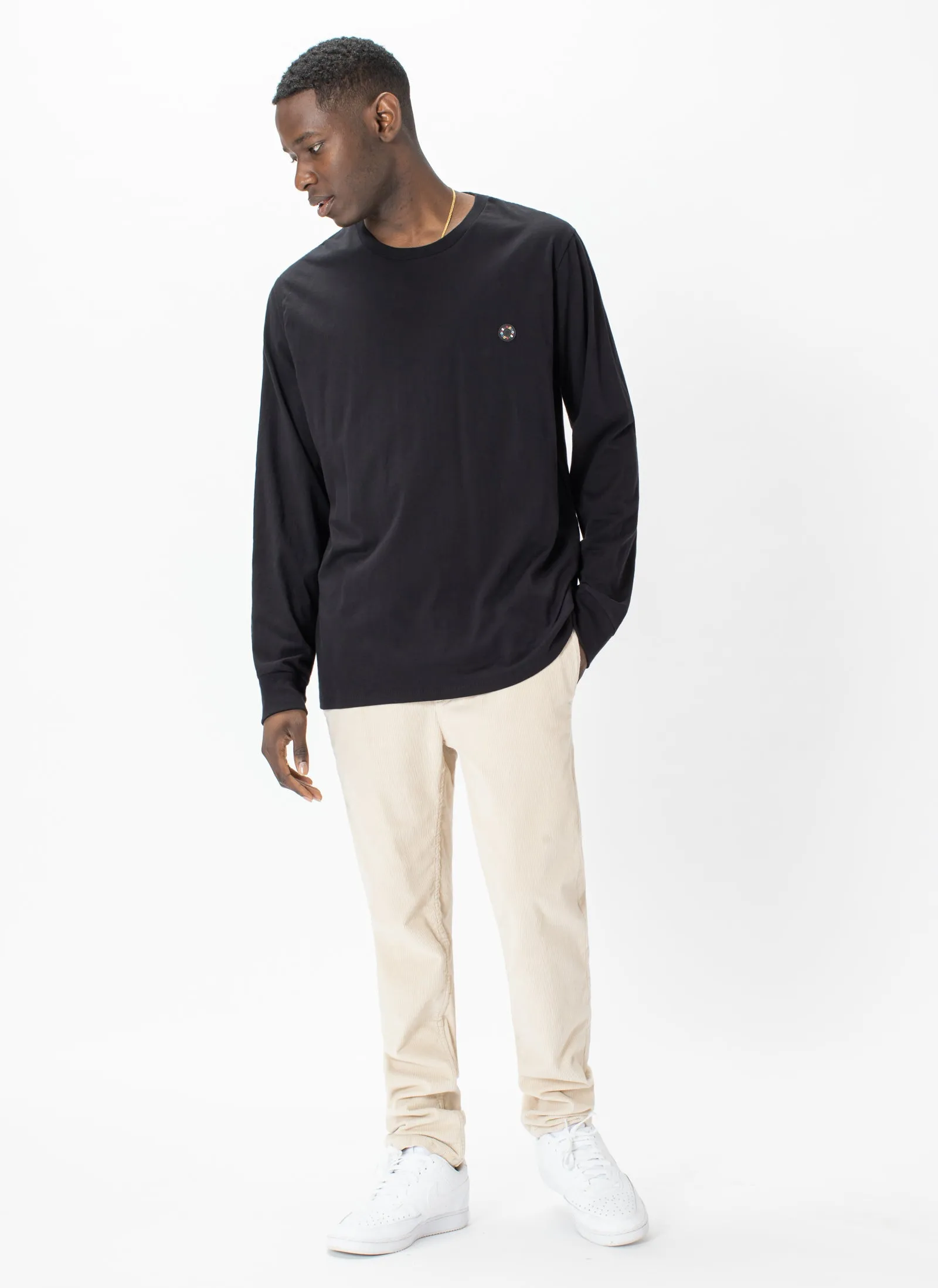 Badge LS Tee Black