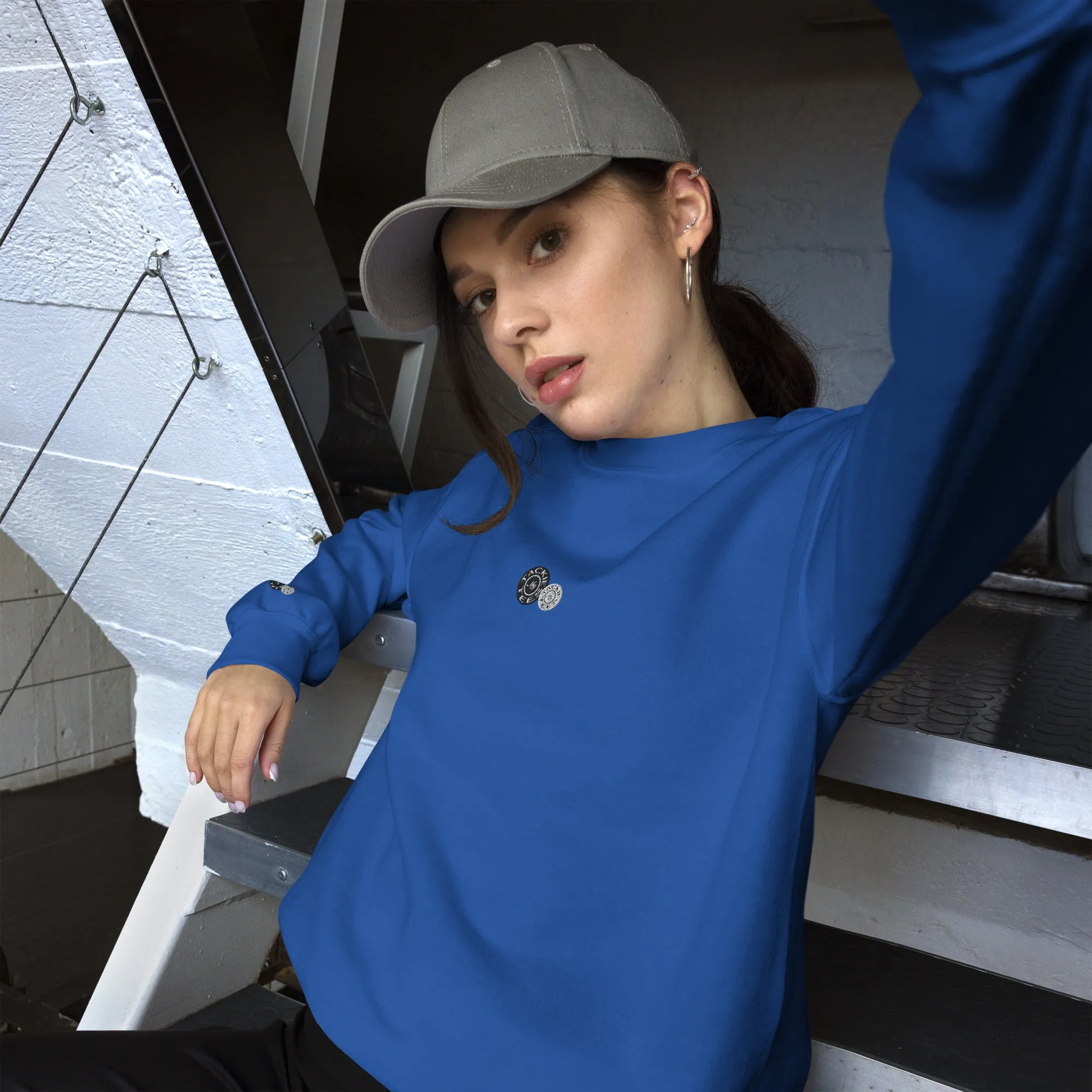 Signature sweatshirt | embroidered